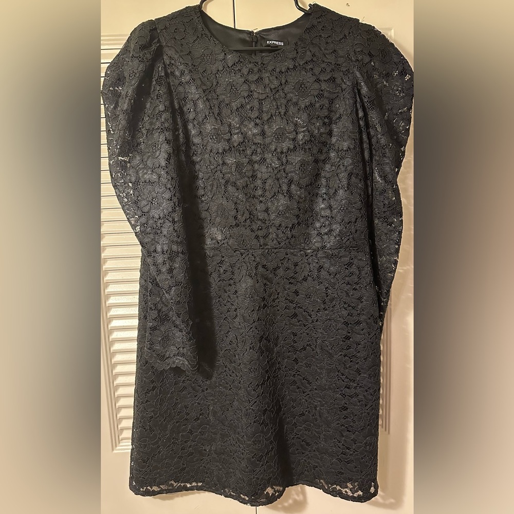 Black puffy shoulders Express dress.
